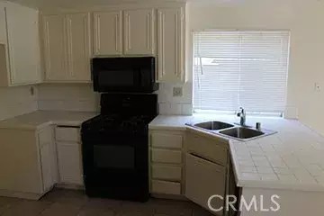 Ontario, CA 91761,3702 Santiago Creek Way