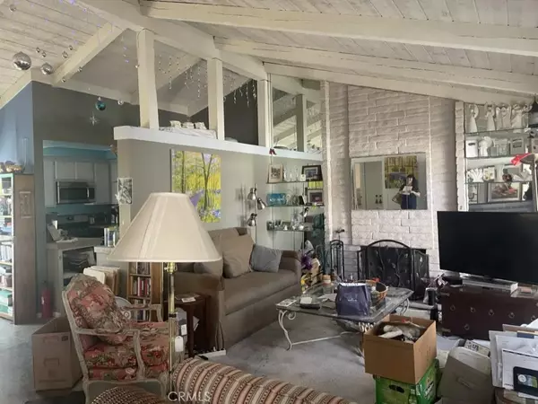 2468 Miramonte Circle East #D, Palm Springs, CA 92264