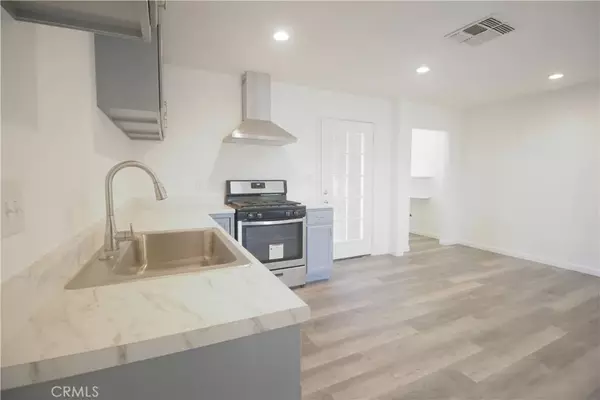 Yucca Valley, CA 92284,57313 Pueblo