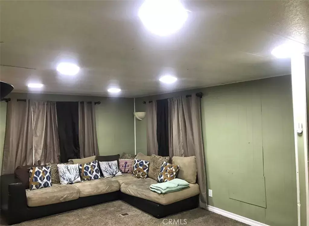 Ontario, CA 91761,1855 E Riverside #252