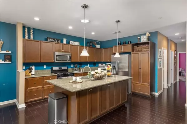 Eastvale, CA 92880,7014 Cayuga Way