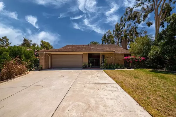 2424 Hollyoak Drive, Fullerton, CA 92835