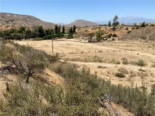 Colton, CA 92324,47106003 Woodson Road