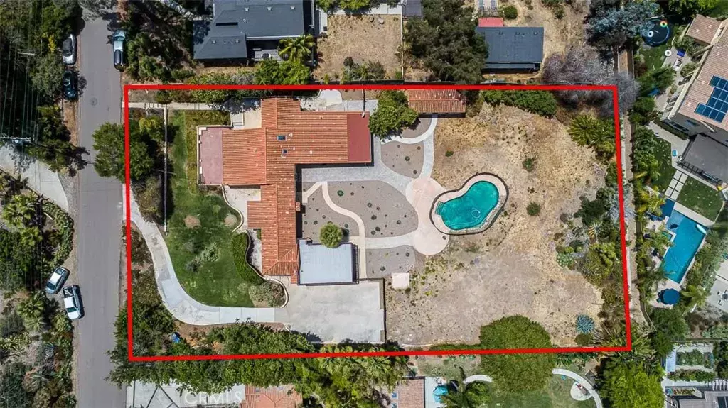 Encinitas, CA 92024,910 Normandy Road