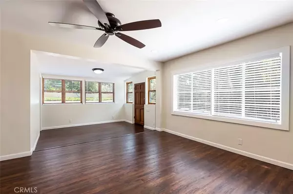 Encinitas, CA 92024,910 Normandy Road