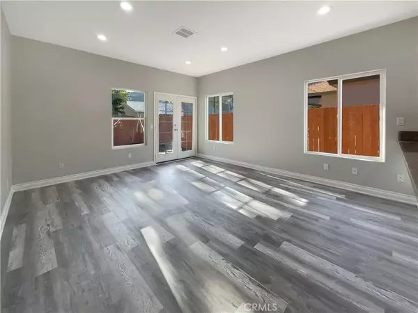 Lake Elsinore, CA 92530,33186 Pederson Street