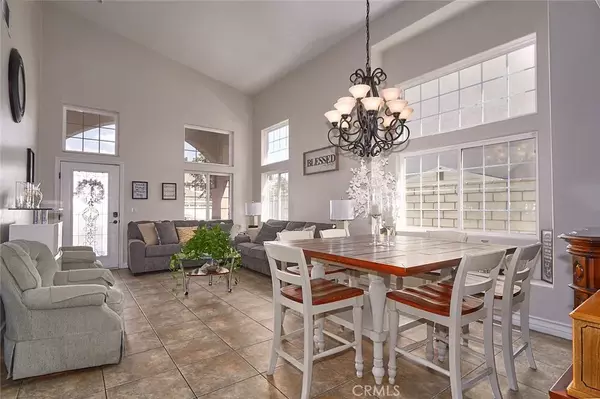 Victorville, CA 92395,13070 candleberry ln