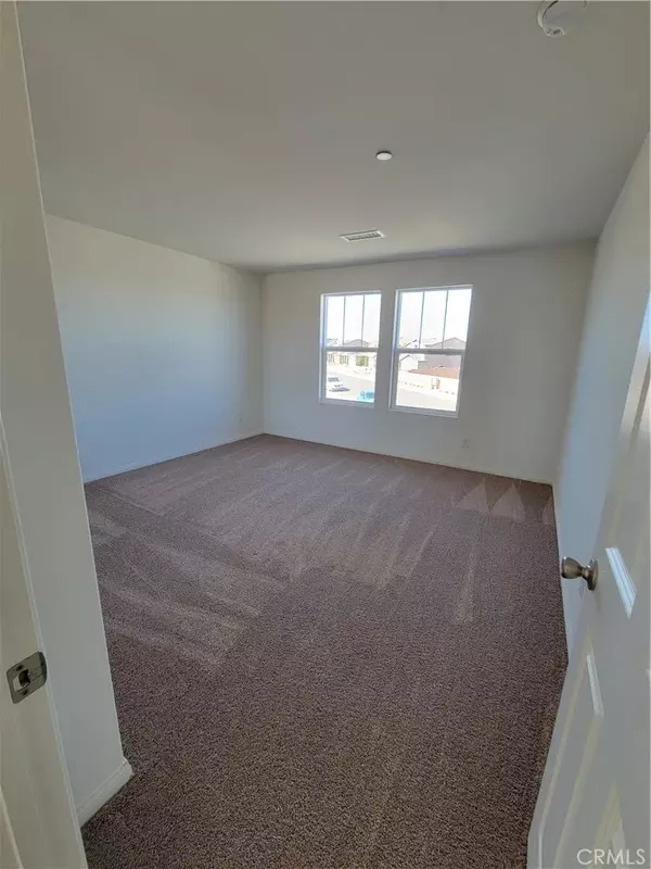 Victorville, CA 92392,13905 Raven Street