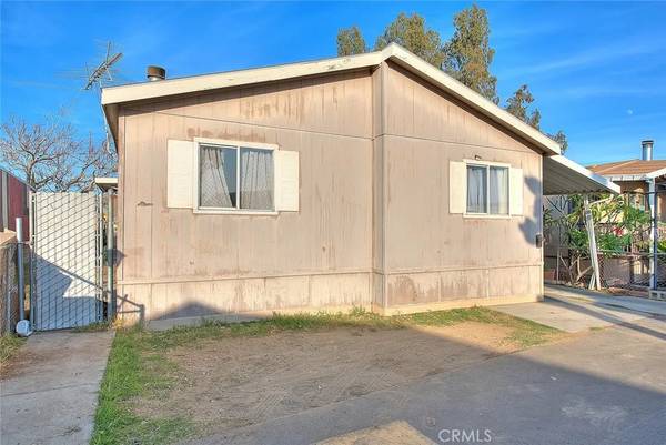 Bloomington, CA 92316,10701 Cedar #88