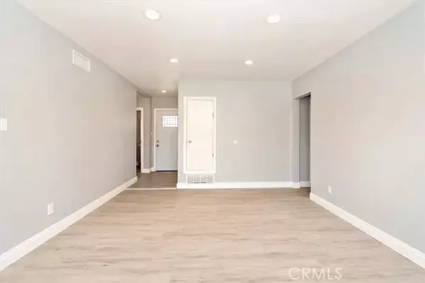 Compton, CA 90222,1716 W Piru Street