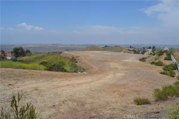 Lake Mathews, CA 92570,15762 Via Barranca