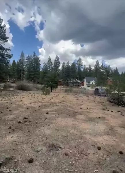 39123 N Shore, Fawnskin, CA 92333