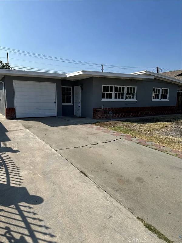 Colton, CA 92324,1641 Rialto