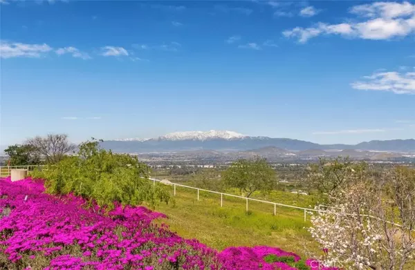 Riverside, CA 92506,15980 Summit Crest Drive