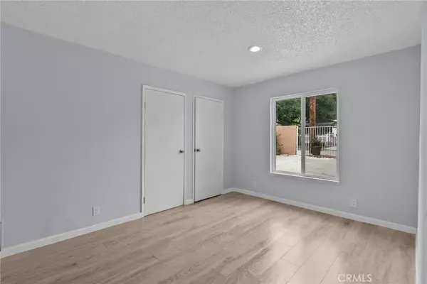 Sunland, CA 91040,10223 Whitegate Avenue