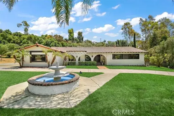 La Habra Heights, CA 90631,355 West Road
