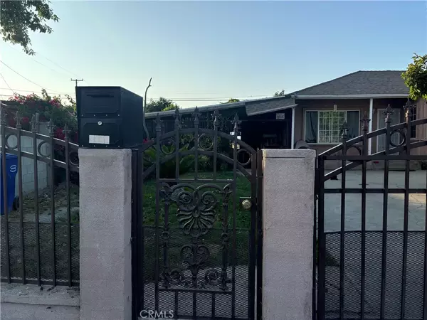 Compton, CA 90222,2407 E Bliss Street
