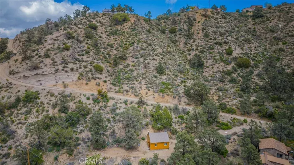 Pinon Hills, CA 92372,7725 Scenic