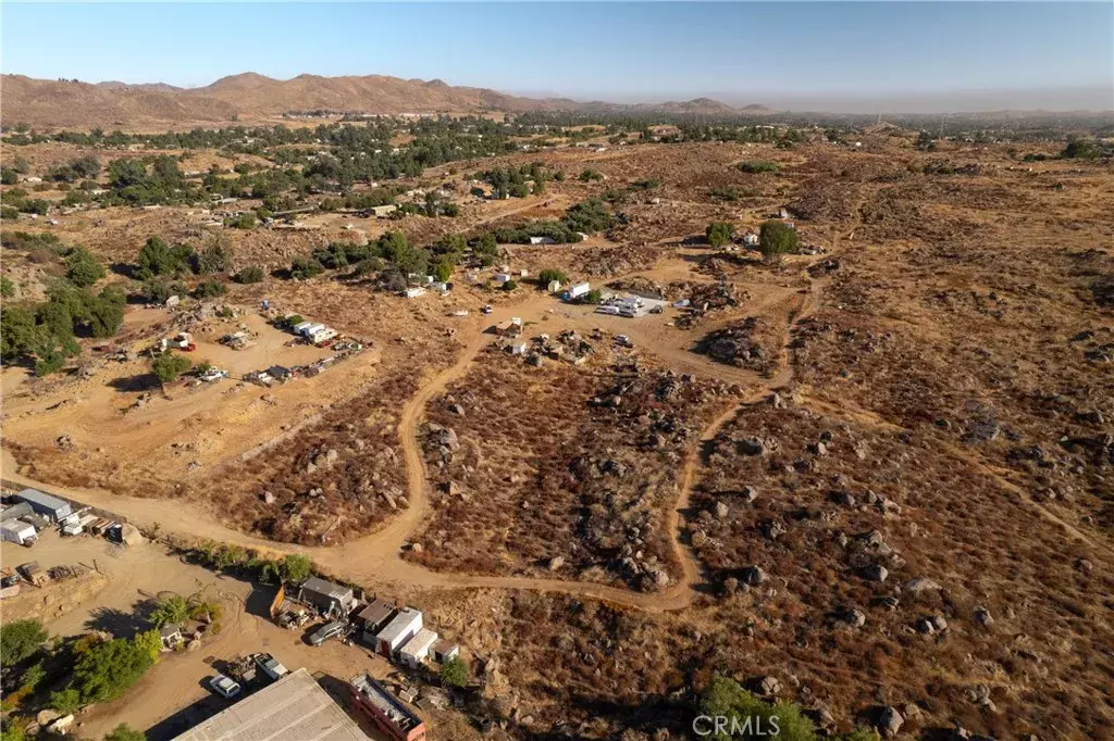 Perris, CA 92570,0 Tooker