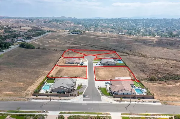 Riverside, CA 92506,7955 Featherstone