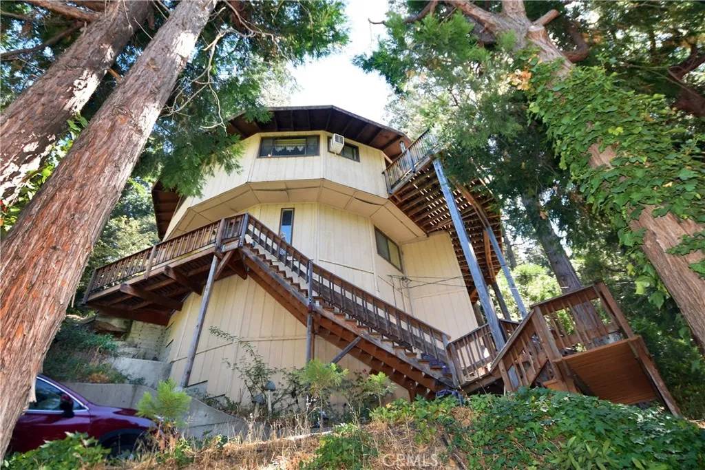 24847 Felsen Drive, Crestline, CA 92325