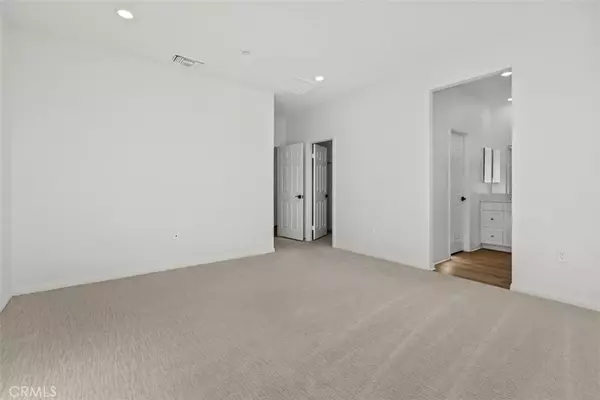 San Jacinto, CA 92582,1688 Southfork Way