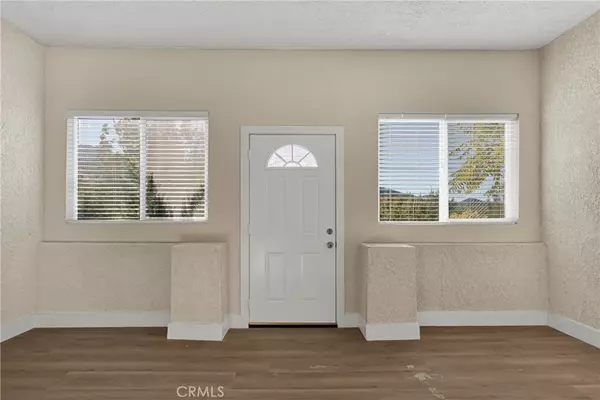 Pinon Hills, CA 92372,9329 Oasis Road