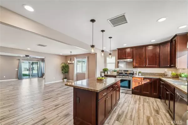 Norco, CA 92860,733 7th Street