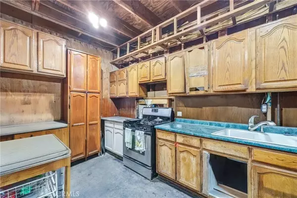 Wilmington, CA 90744,1402 E Cruces Street