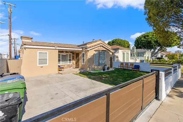 Los Angeles, CA 90047,1743 W 79th Street