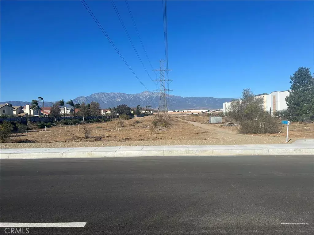 Ontario, CA 91761,11130 E Riverside