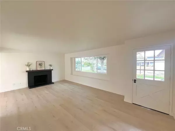Riverside, CA 92504,5172 Merrill Avenue