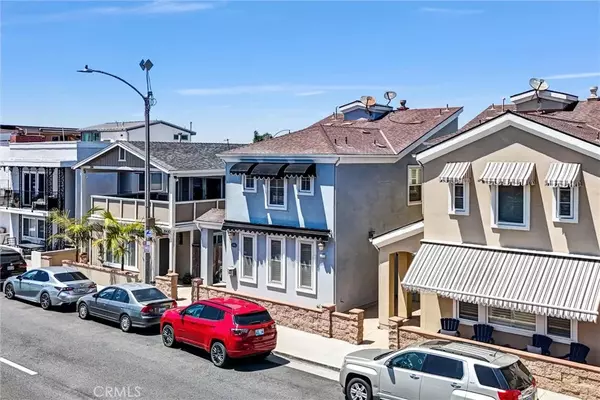 Newport Beach, CA 92661,206 E Balboa Boulevard