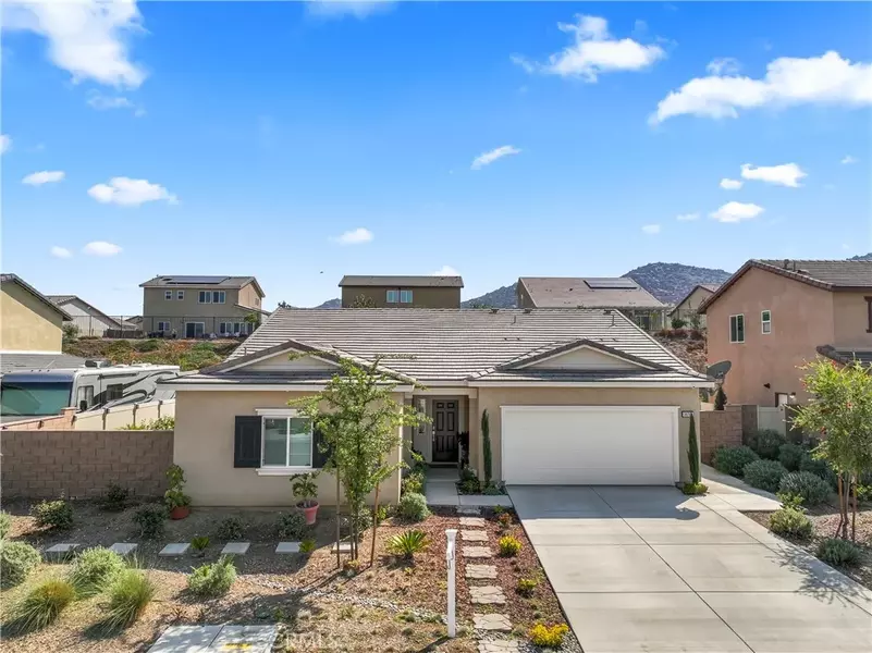 30765 Expedition Drive, Winchester, CA 92596