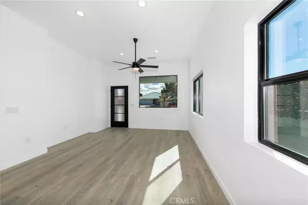 Helendale, CA 92342,26322 Driftwood Lane