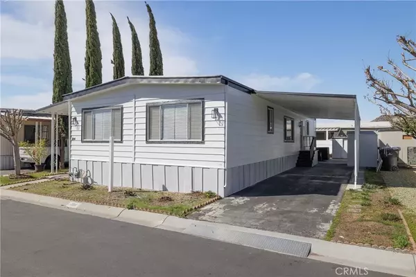 Riverside, CA 92503,3700 Buchanan #204