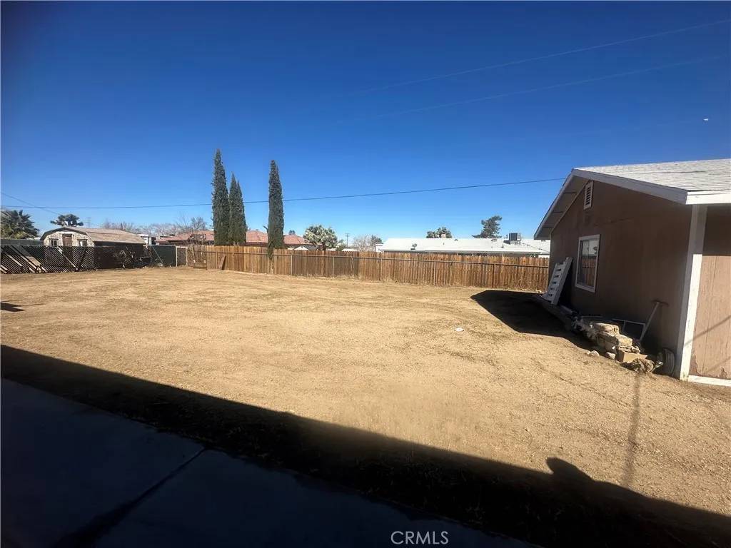 Hesperia, CA 92345,13970 Cajon Street