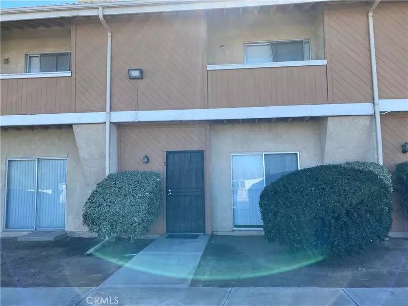 16465 Green Tree Boulevard #9, Victorville, CA 92395