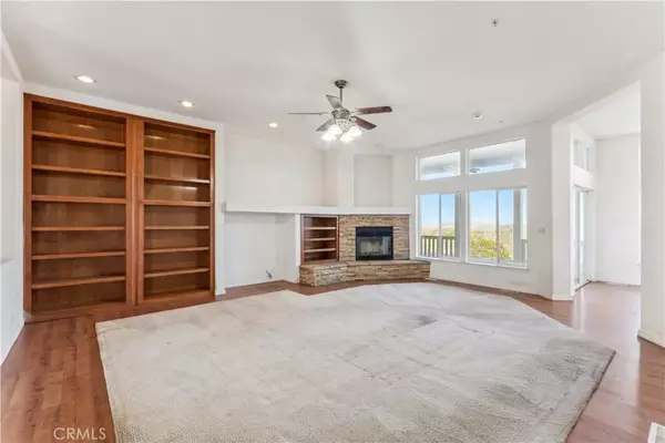 Landers, CA 92285,57120 Luna Vista Lane