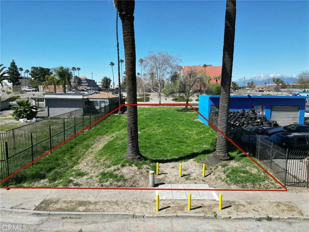 471 N Sierra, San Bernardino, CA 92410