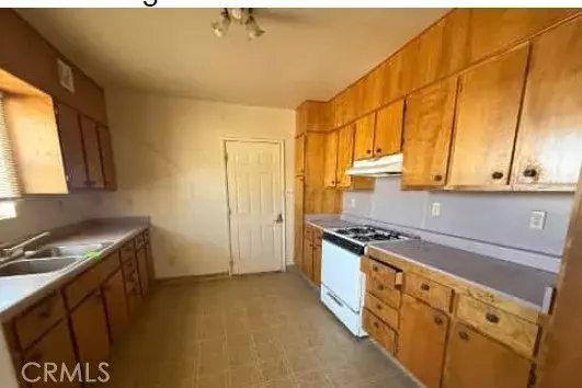 Trona, CA 93562,12332 Beech Street