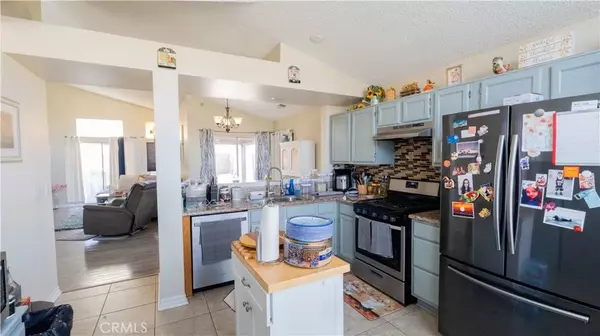 Rosamond, CA 93560,1440 Birchtree Court
