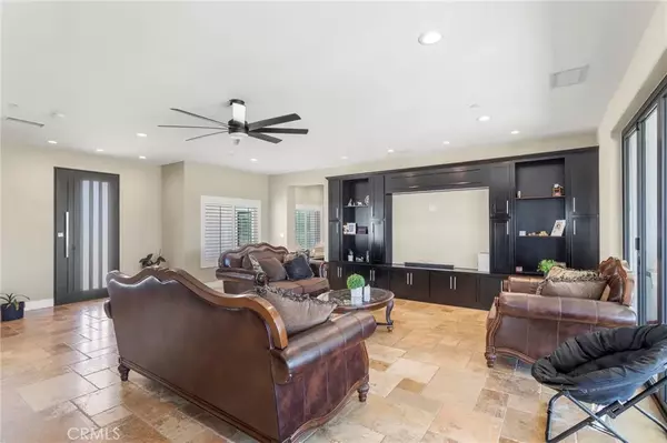 Oak Hills, CA 92344,12451 Meadowlark Avenue