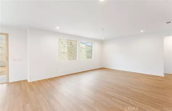 Lake Elsinore, CA 92530,4085 Hudson Lane