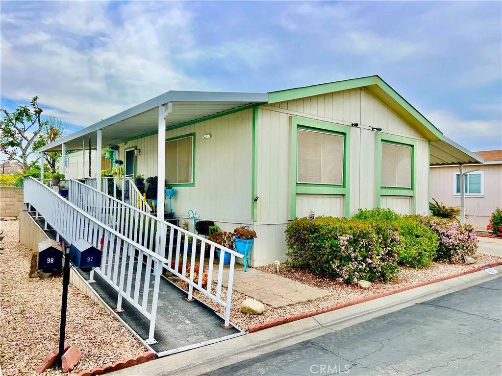 Riverside, CA 92503,9391 California #97