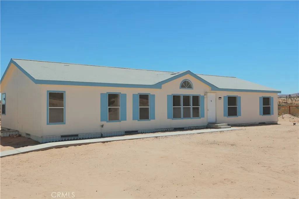 423 Delgada Avenue, Yucca Valley, CA 92284