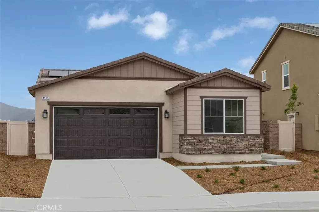 Lake Elsinore, CA 92530,4531 La Spezia Lane