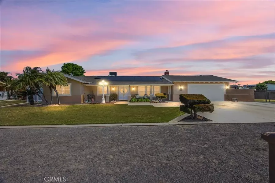 2717 Vine Avenue, Norco, CA 92860