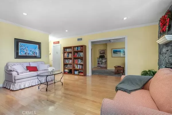 Claremont, CA 91711,151 Buena Vista Drive