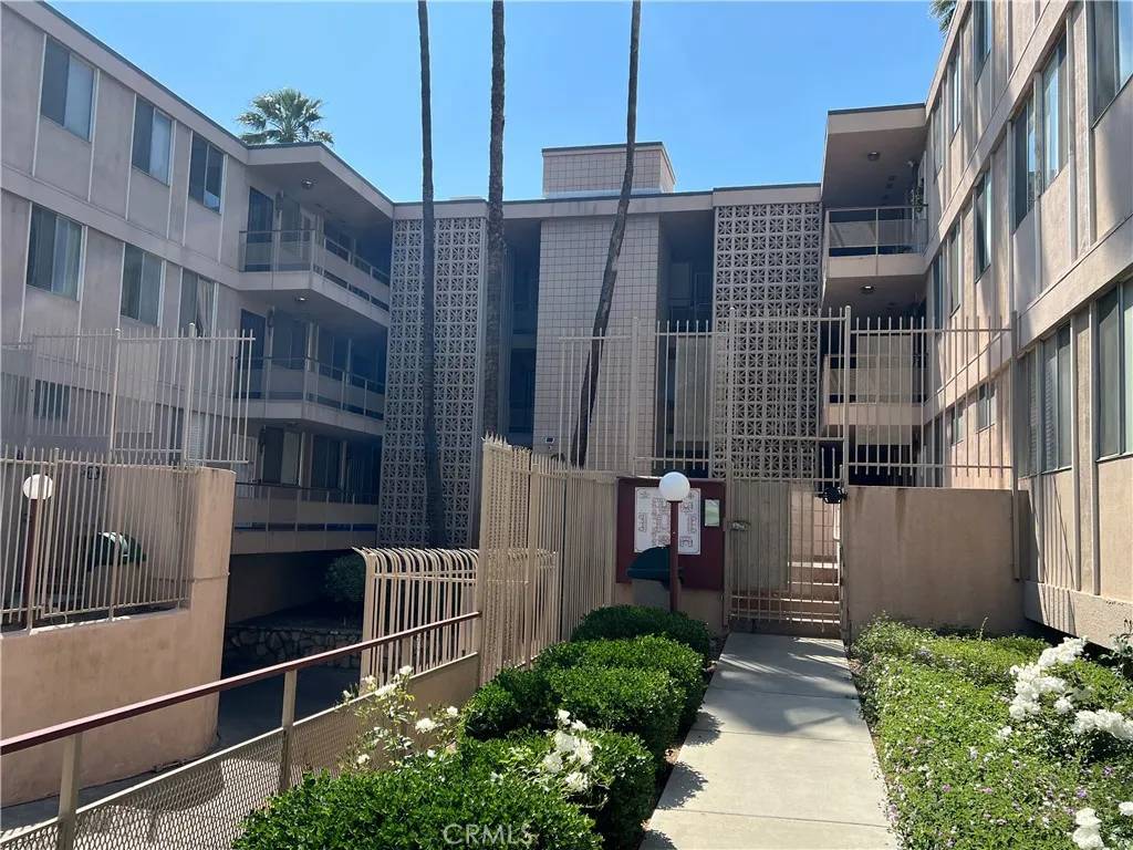6979 Palm Court #206B, Riverside, CA 92506